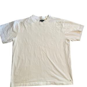 Levi's white t-shirt size large